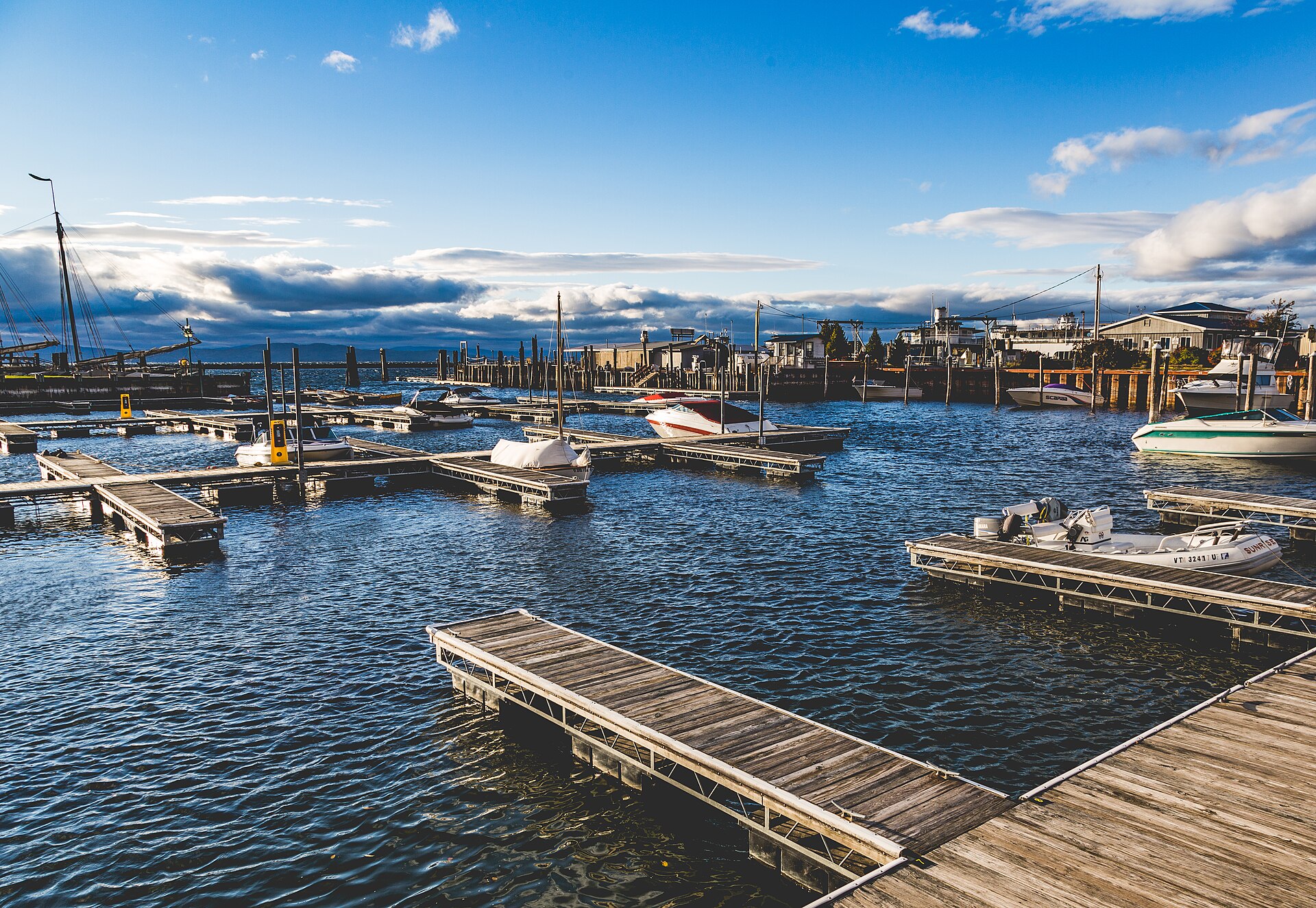 Burlington waterfront on Lake Champlain, representing CSWE-accredited BSW programs in Vermont