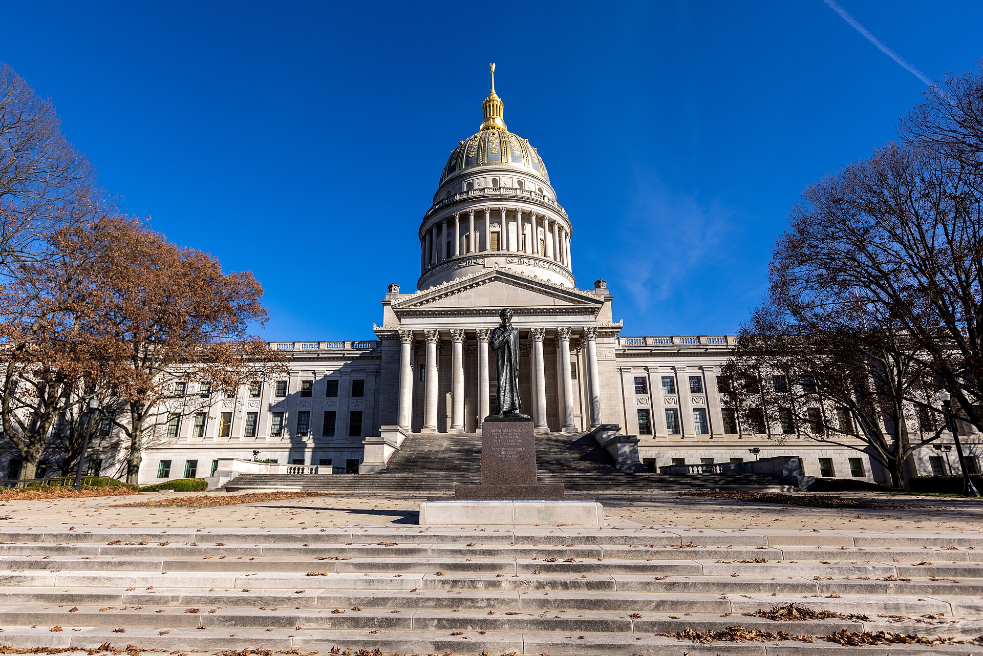 West Virginia State Capitol in Charleston, representing CSWE-accredited BSW programs in West Virginia