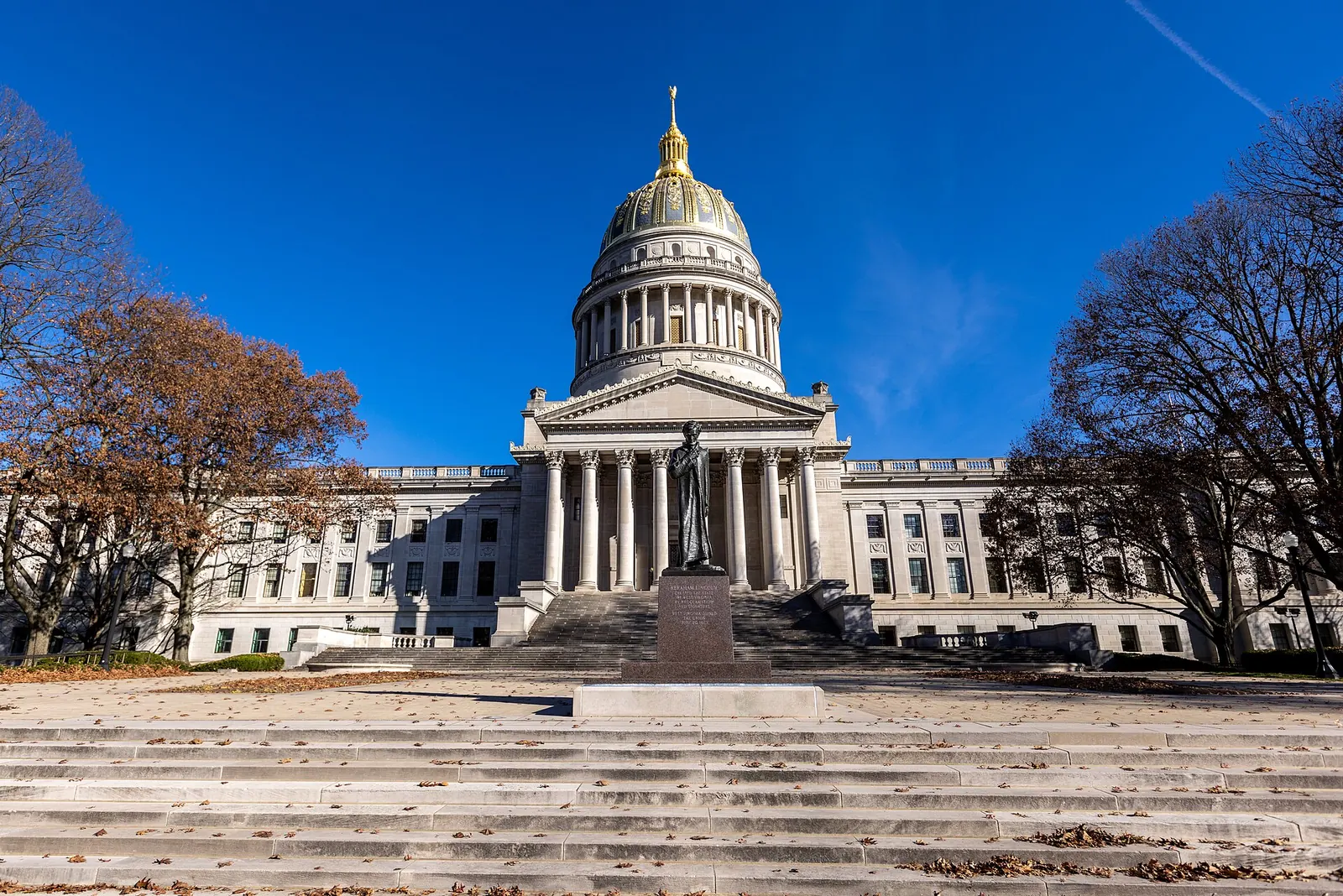 West Virginia State Capitol in Charleston, representing CSWE-accredited BSW programs in West Virginia