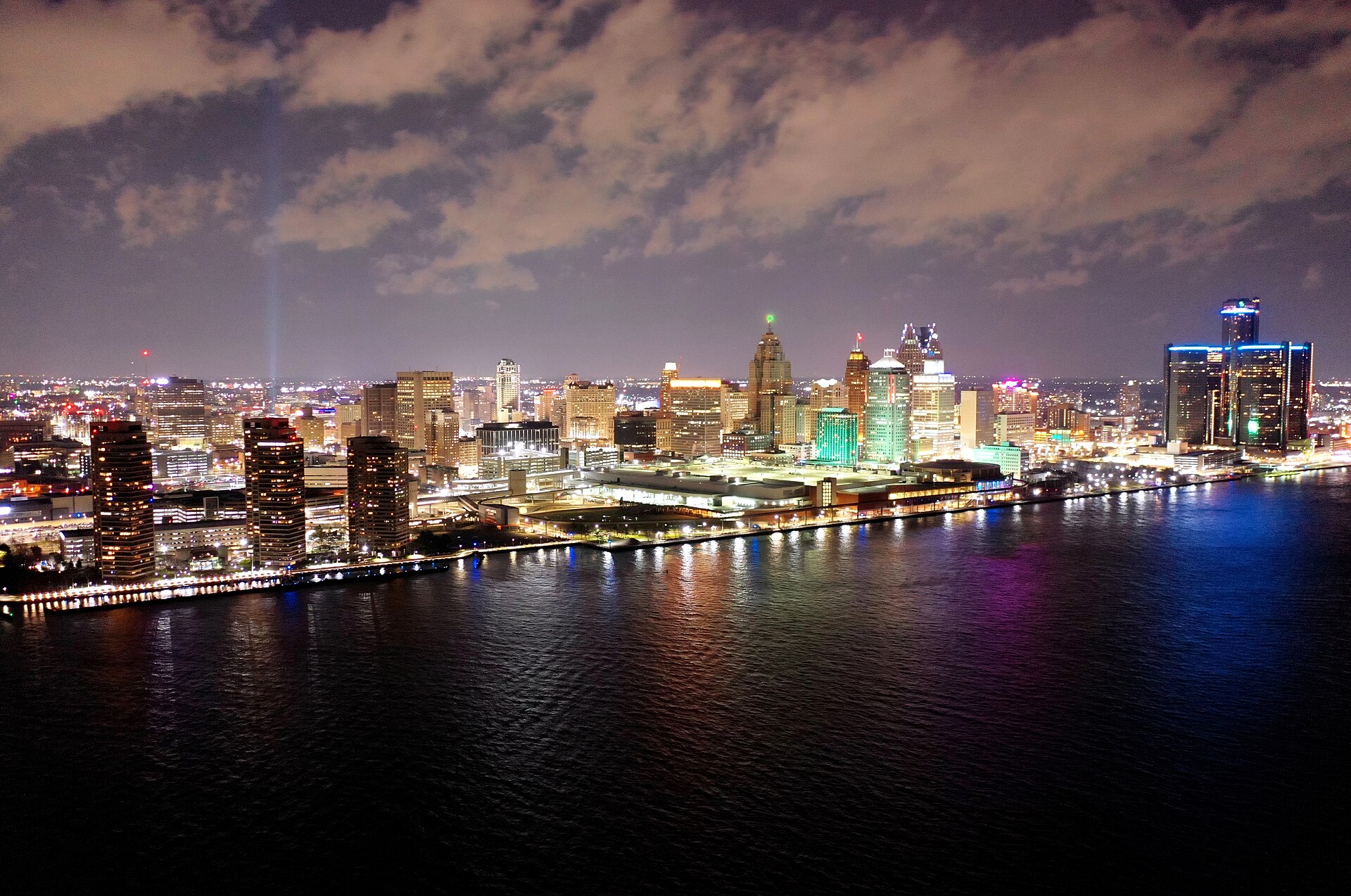 Detroit skyline, representing CSWE-accredited BSW programs in Michigan