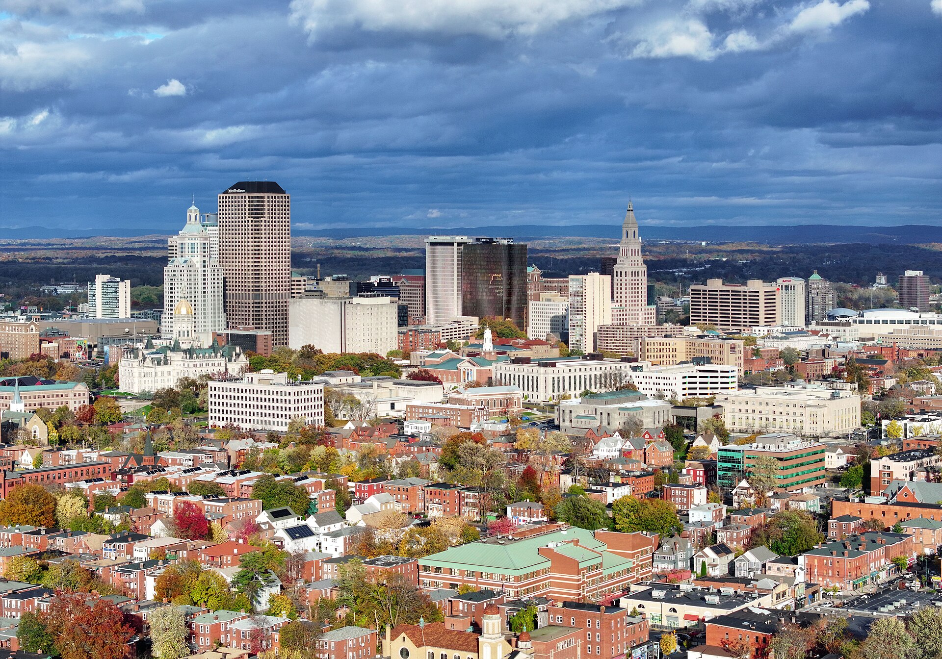 Hartford skyline, representing CSWE-accredited BSW programs in Connecticut