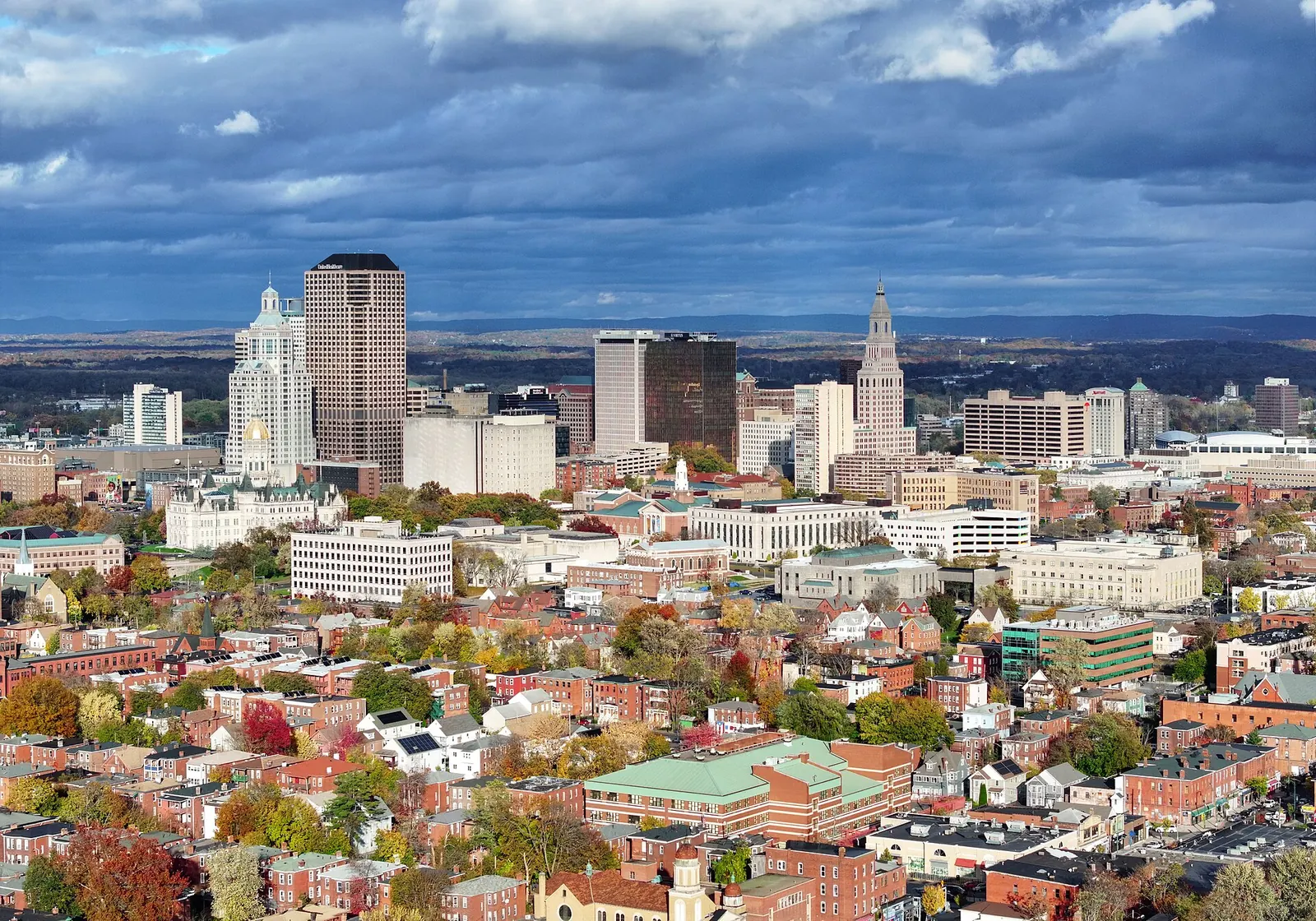 Hartford skyline, representing CSWE-accredited BSW programs in Connecticut