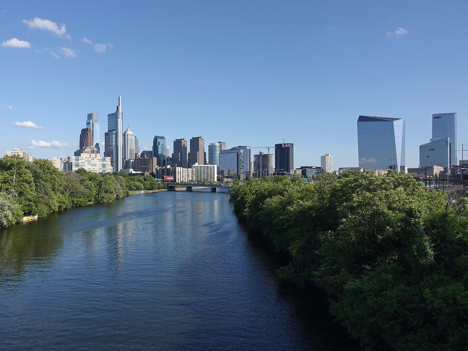Philadelphia skyline, representing CSWE-accredited BSW programs in Pennsylvania