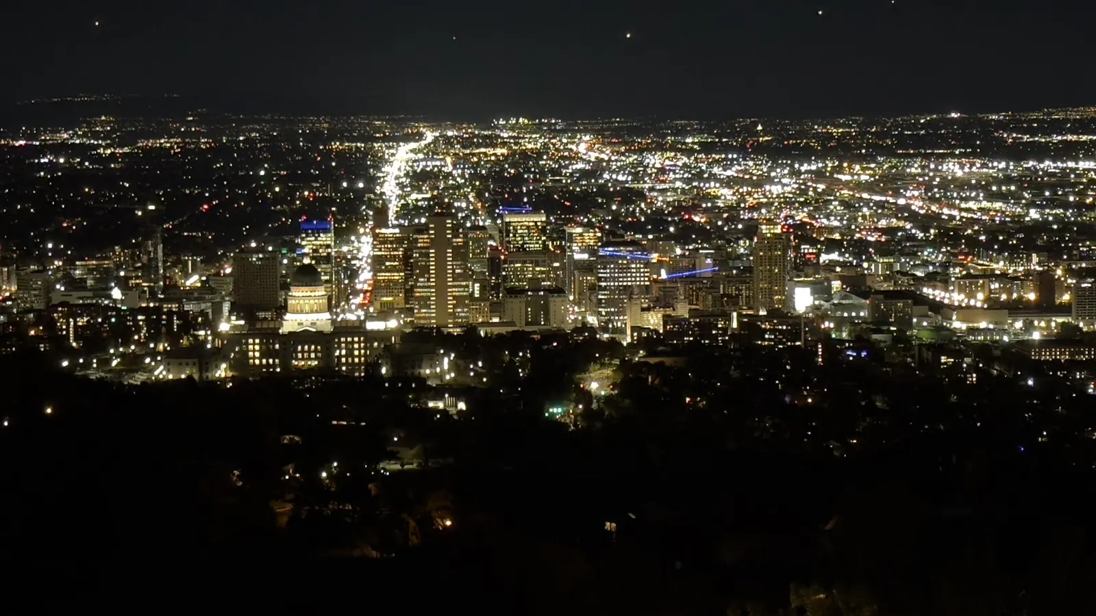 Salt Lake City skyline, representing CSWE-accredited BSW programs in Utah