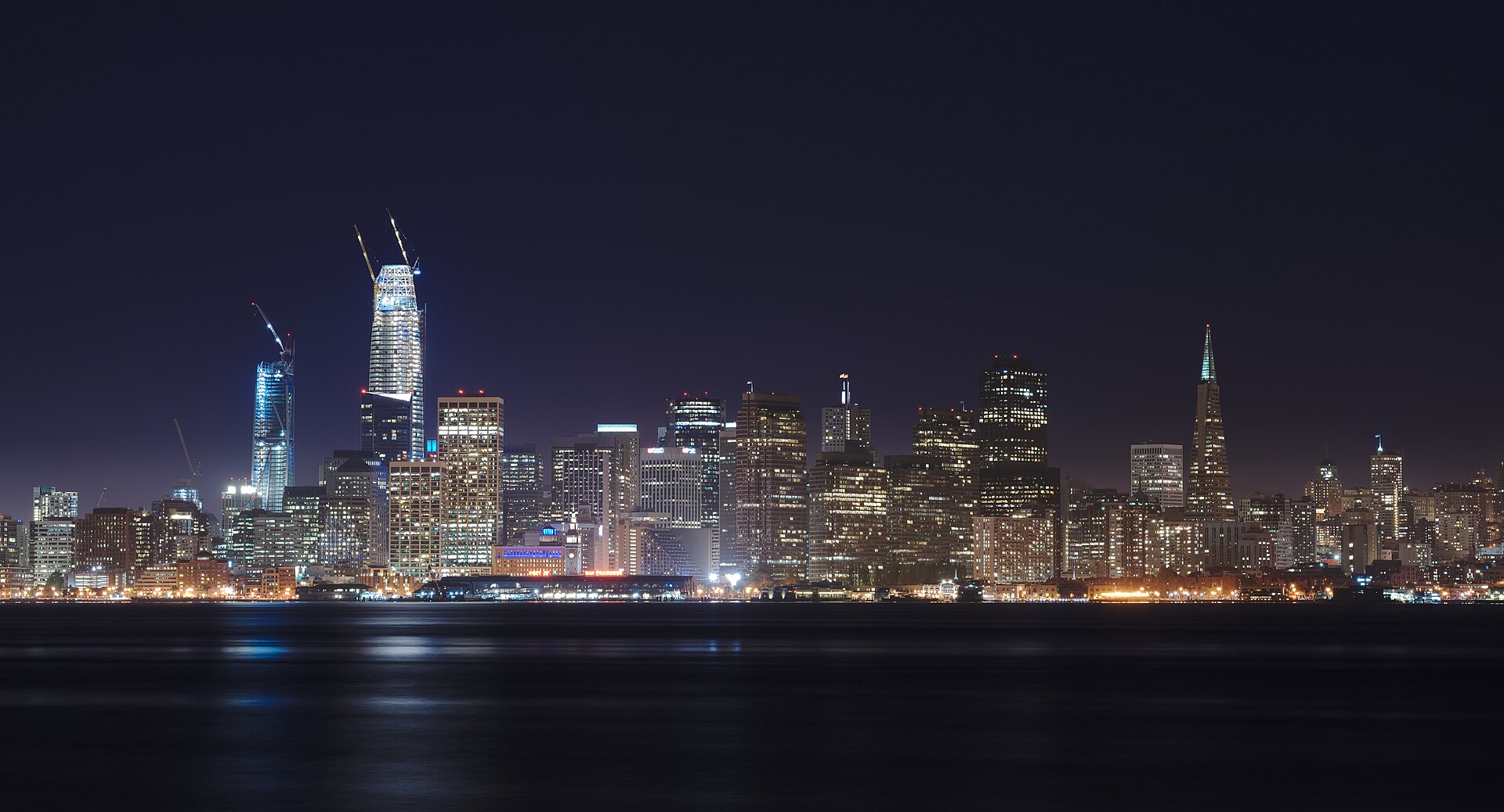 San Francisco skyline from Treasure Island, representing CSWE-accredited BSW programs in California